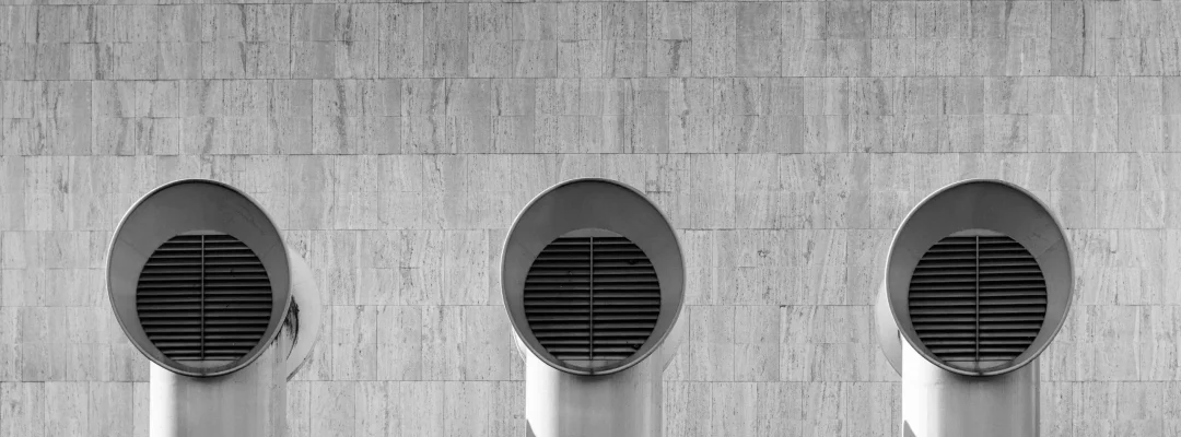 Accueil 4 Fabricant français dédié à la ventilation, la fixation, le supportage et trappes de visites.